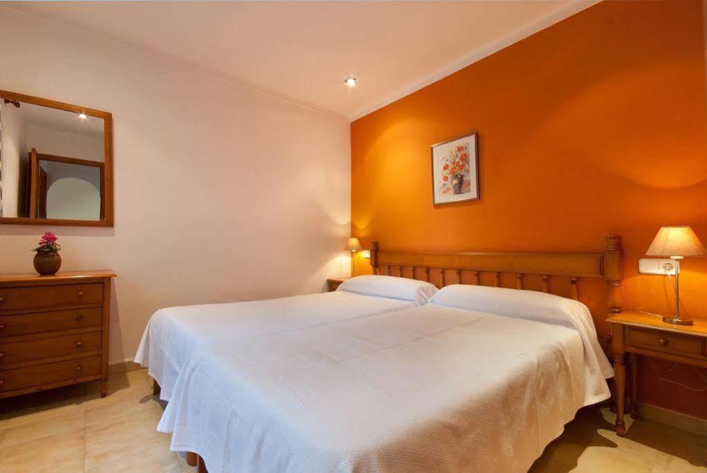 Pinos Altos Apartments Cala de Sant Vicenc المظهر الخارجي الصورة